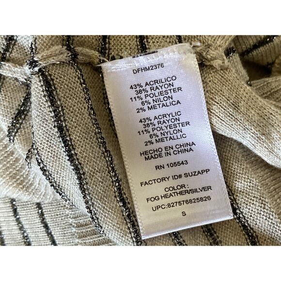 DAISY FUENTES Womens Size Small Striped Light Weight Long Sleeve Sweater - Picture 7 of 7